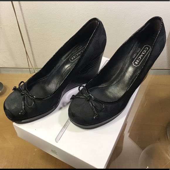 COACH Wedge SignatureJacquard black 3.5" WedgeHeel - Picture 1 of 8